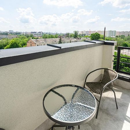 Petrovdom 5-25 In Cozy Apartment In Residential Complex "Beresteiskyi" Kijów Zewnętrze zdjęcie