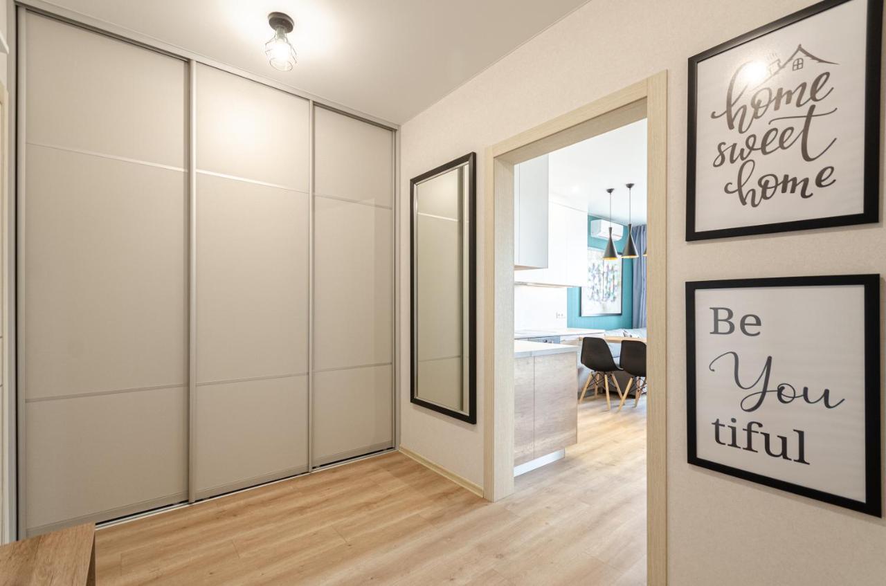 Petrovdom 5-25 In Cozy Apartment In Residential Complex "Beresteiskyi" Kijów Zewnętrze zdjęcie
