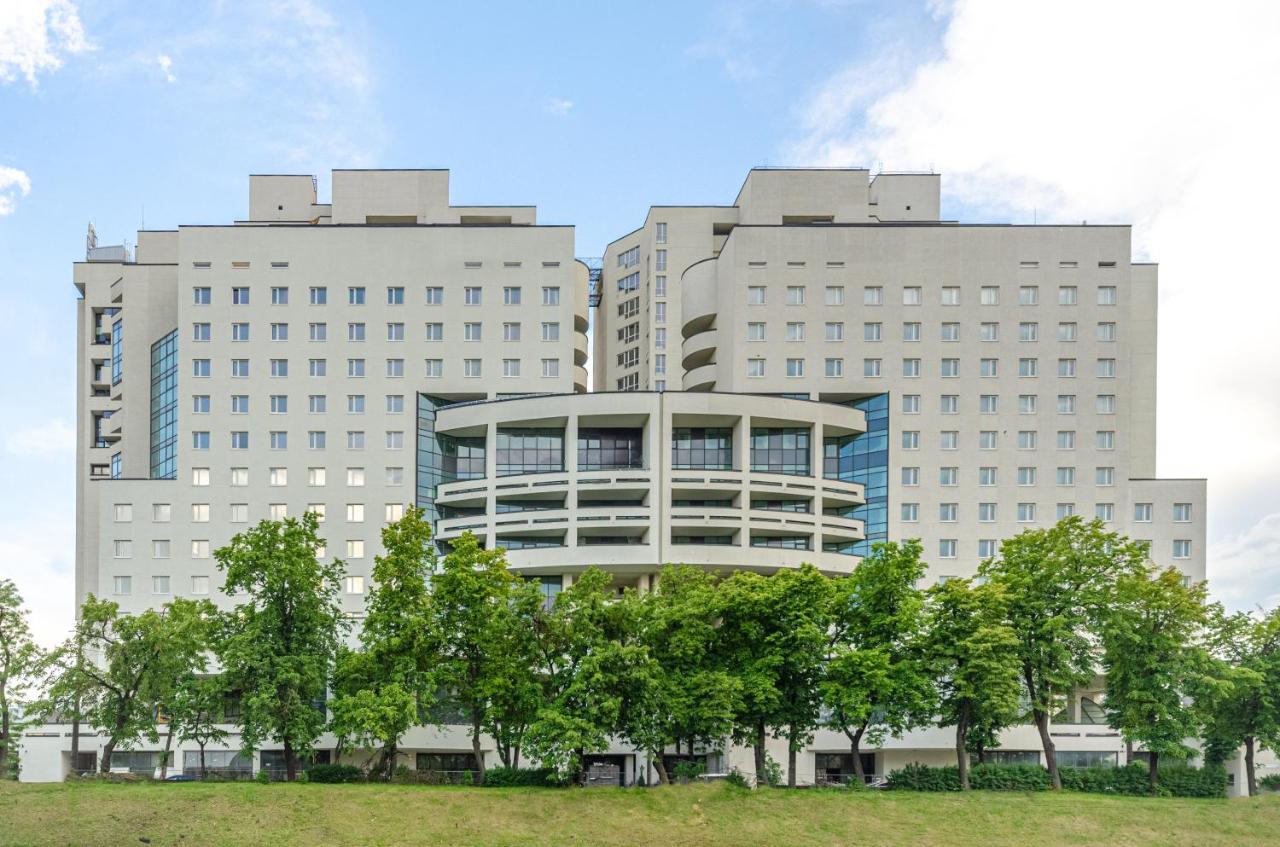 Petrovdom 5-25 In Cozy Apartment In Residential Complex "Beresteiskyi" Kijów Zewnętrze zdjęcie